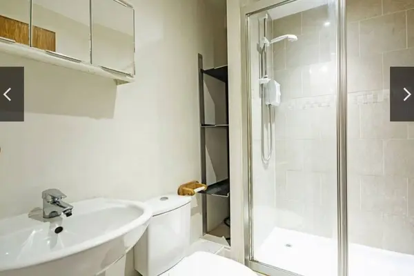 استودیو فلت Greyhound Hill NW4 — لندن £۱۲۵۰